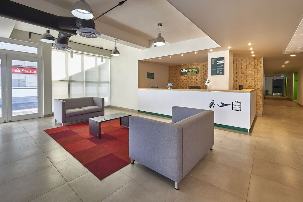 City Express Junior by Marriott Toluca Zona Industrial 8/39
