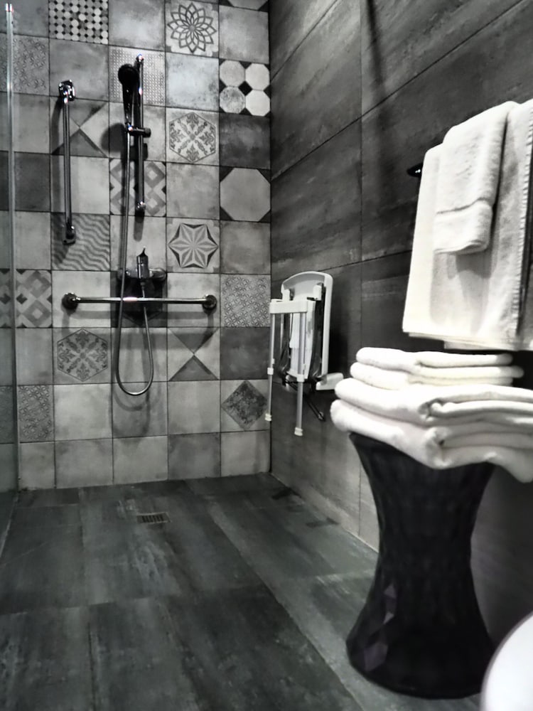 Quaint Boutique Hotel Rabat 63/64