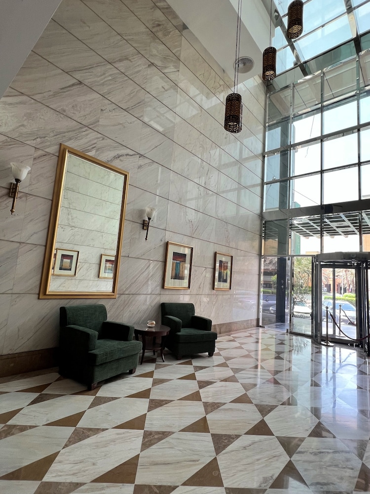 City Seasons Suites Dubai 15/60