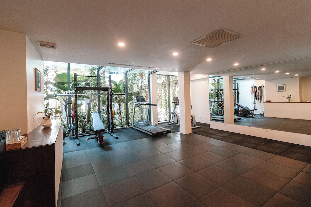 Penh House Hotel 42/74