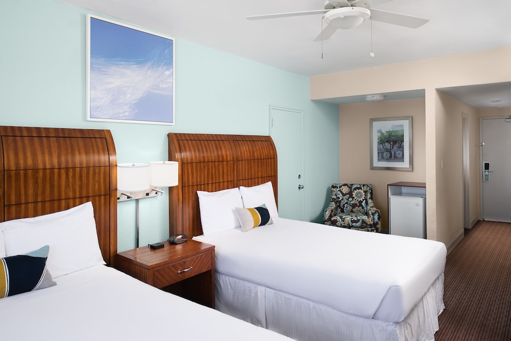Room, 2 Double Beds, Ocean Front