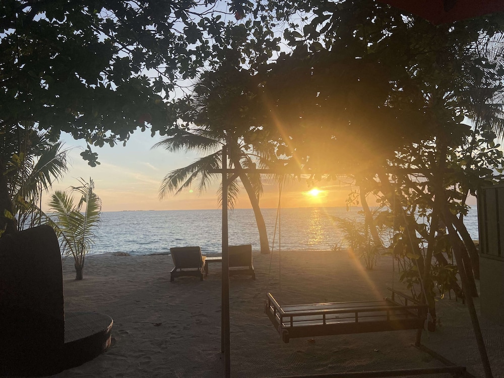 Dhawa Ihuru Maldives 55/69