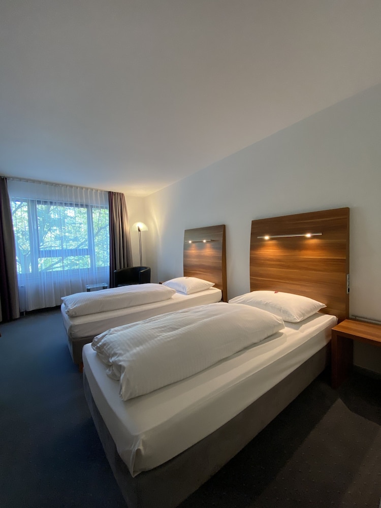 City Hotel Fortuna 9/41