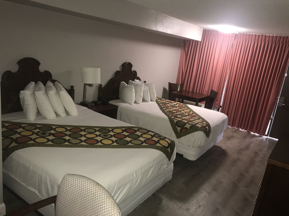 Alamar Resort Inn 15/38