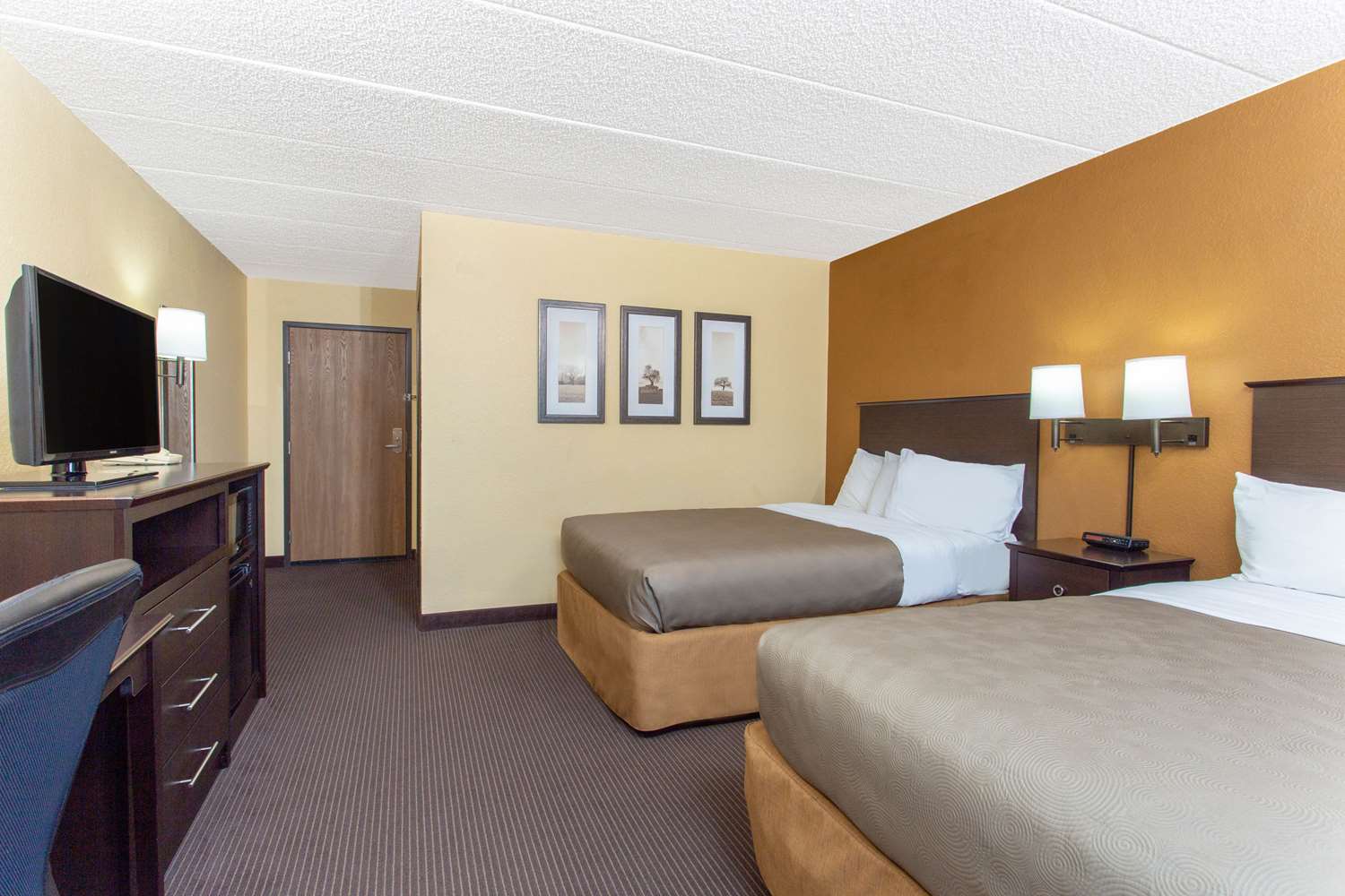 Americinn By Wyndham West Bend 9/40