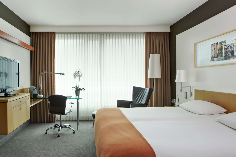 Steigenberger Airport Hotel Amsterdam 18/66