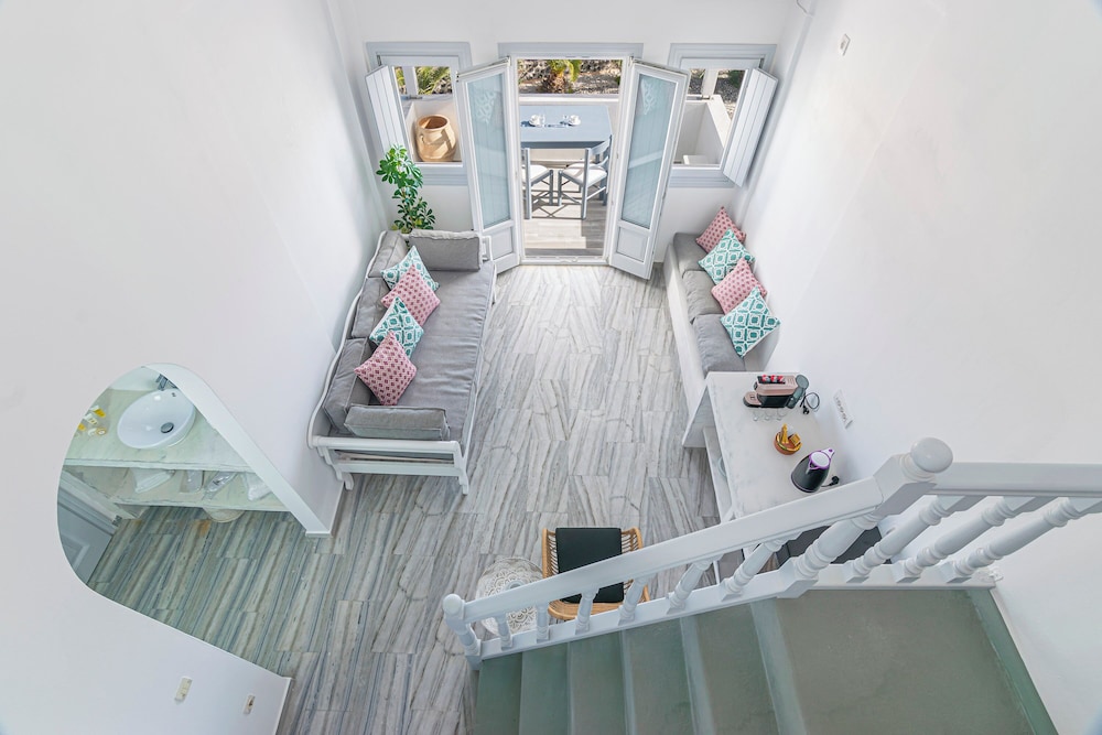 Rhapsody Traditional Apartments 17/60