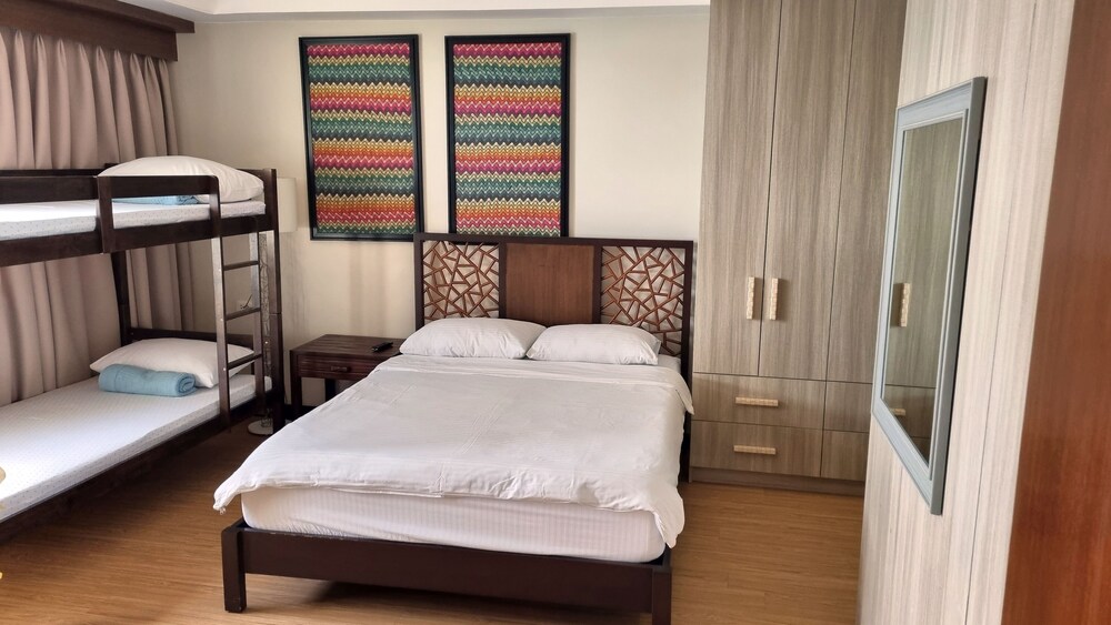 La Mirada Residences 41/87