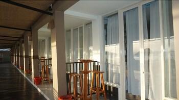 Mawar Hotel 13/34