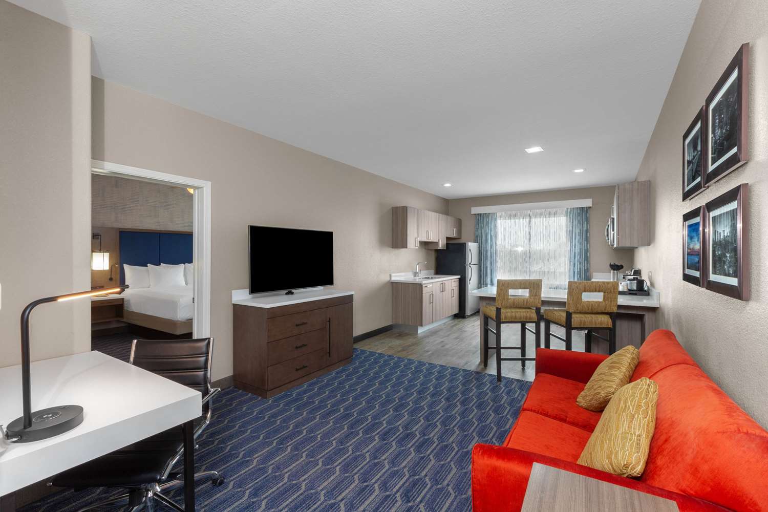 La Quinta Inn & Suites by Wyndham Houston Channelview 46/66