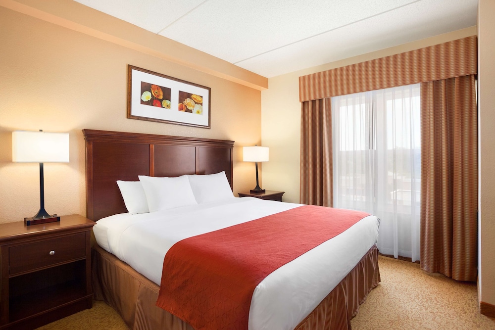 Spark by Hilton California Lexington Park 25/55