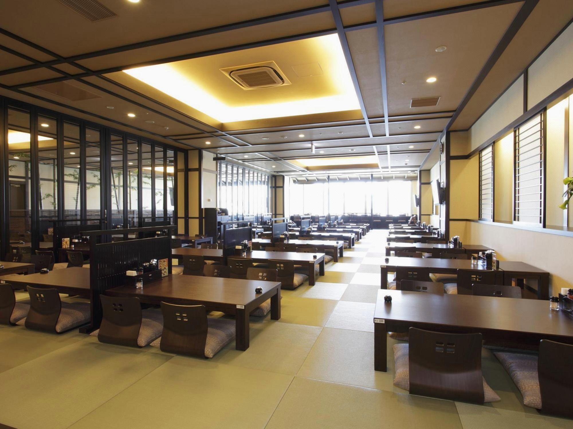 KOBE HARBORLAND ONSEN MANYO-CLUB 27/30