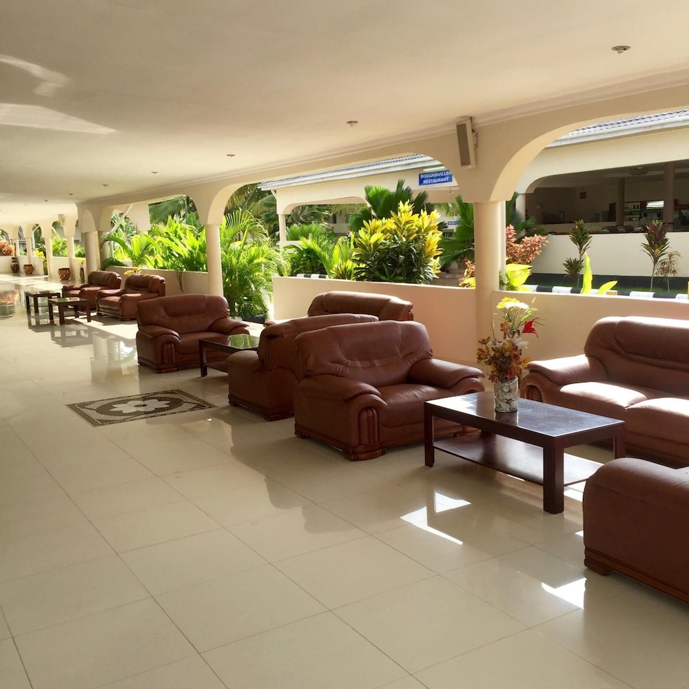 Oceanic Bay Hotel and Resort 18/43