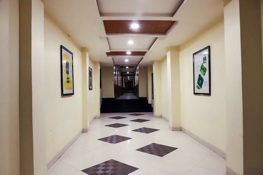 HOTEL VIJAN PALACE 17/28