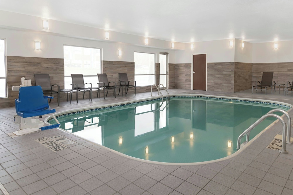 Fairfield Inn & Suites Jackson 32/52