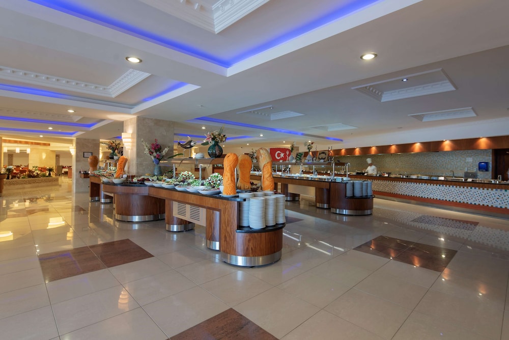 Lobby at Saphir Resort Spa Hotel, ALANYA