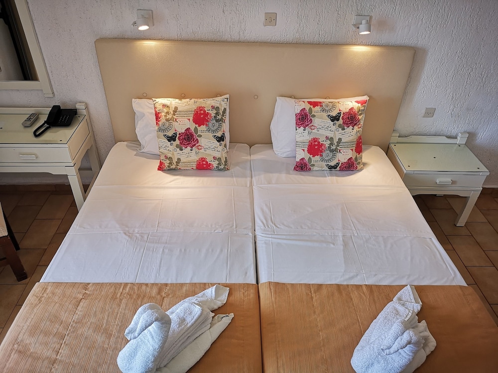 Dimitra Hotel 11/42