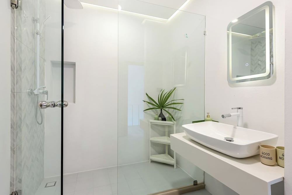 Zen Style Pool Access Townhouse 44/50