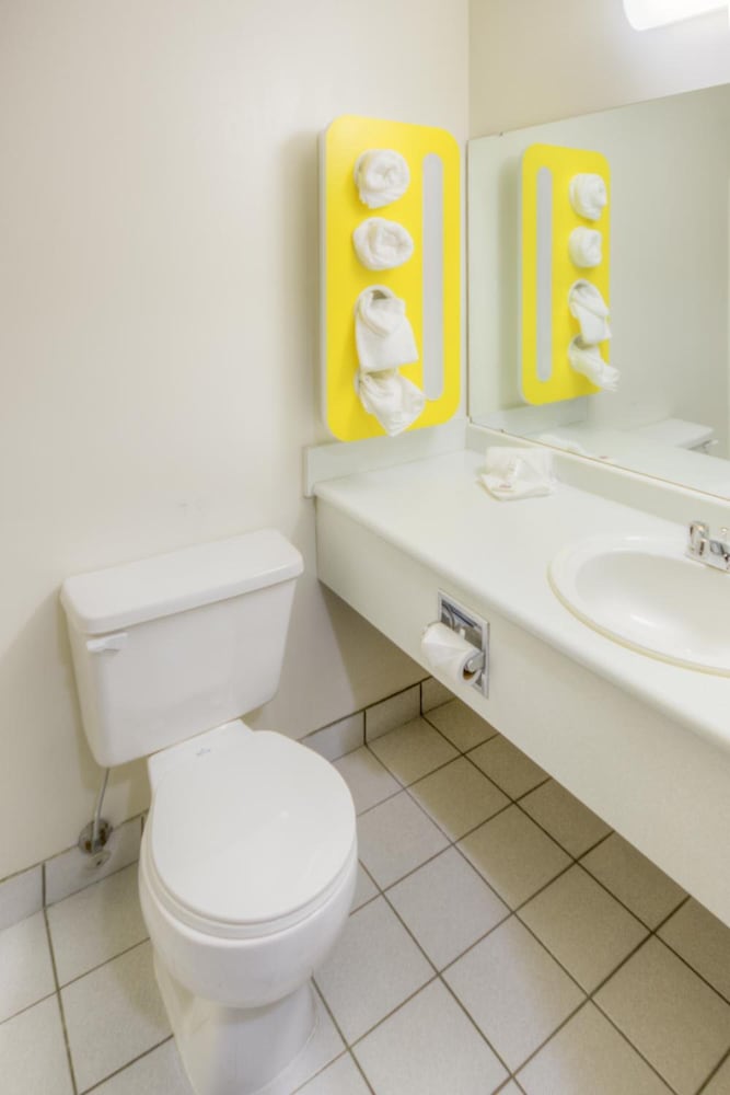 Motel6 Regina, SK 58/62