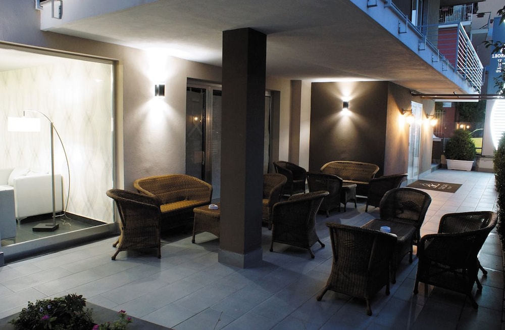 Hotel Leopardi 20/37