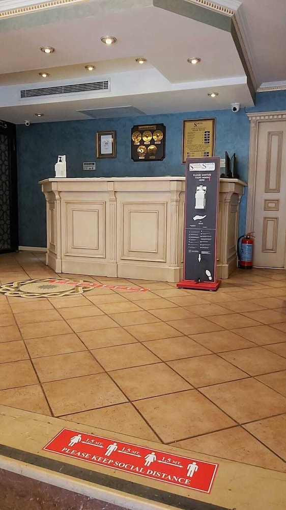 Sarnic Hotel and Sarnic Premier Hotel 6/50