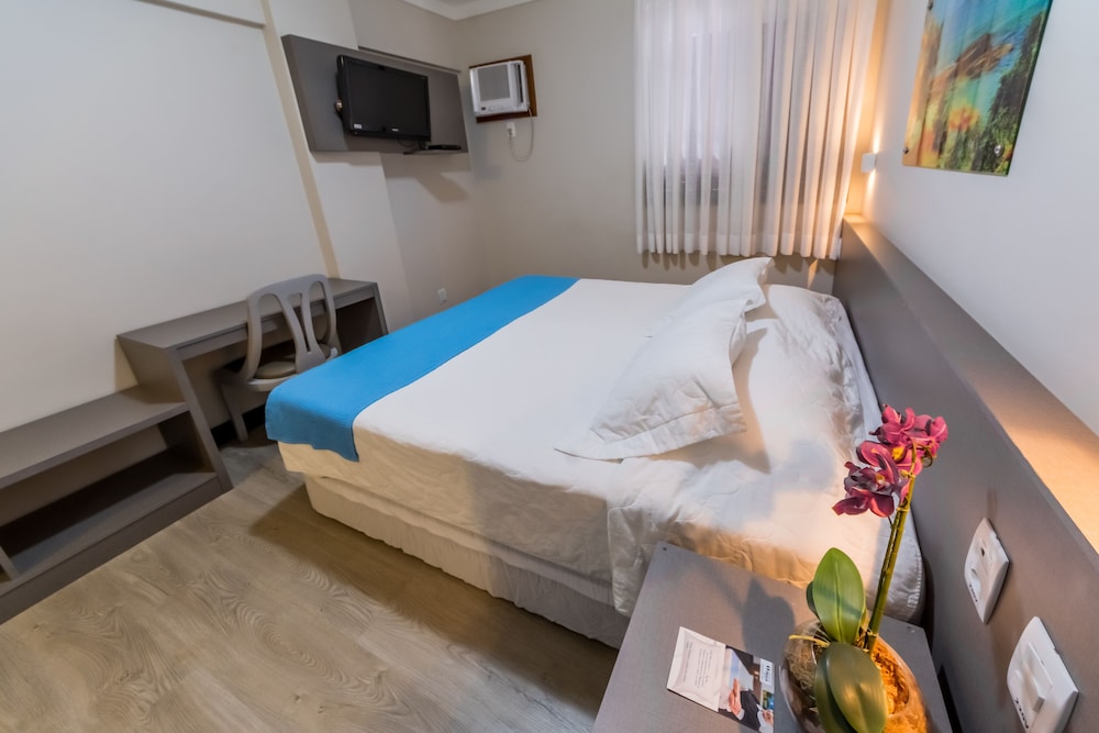 Camboriu Praia Hotel 44/75