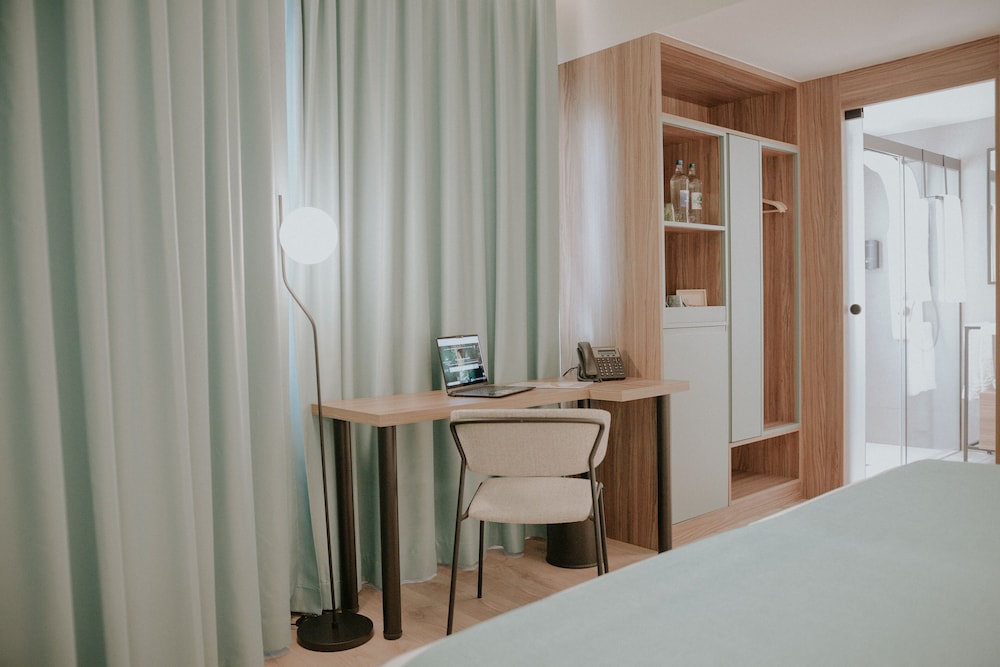 Catalina Plaza Hotel Sostenible 35/50