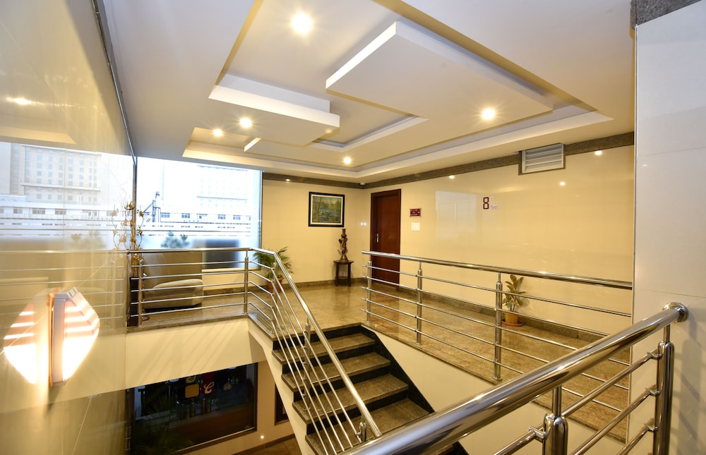 I V Sanctum Hotel 28/49
