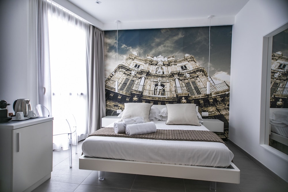 Suite Quaroni 16/49