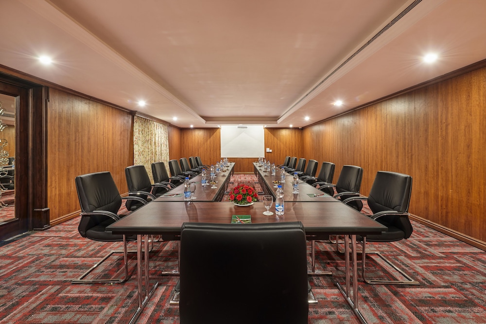 MAYFAIR Lake Resort, Atal Nagar, Raipur 39/50