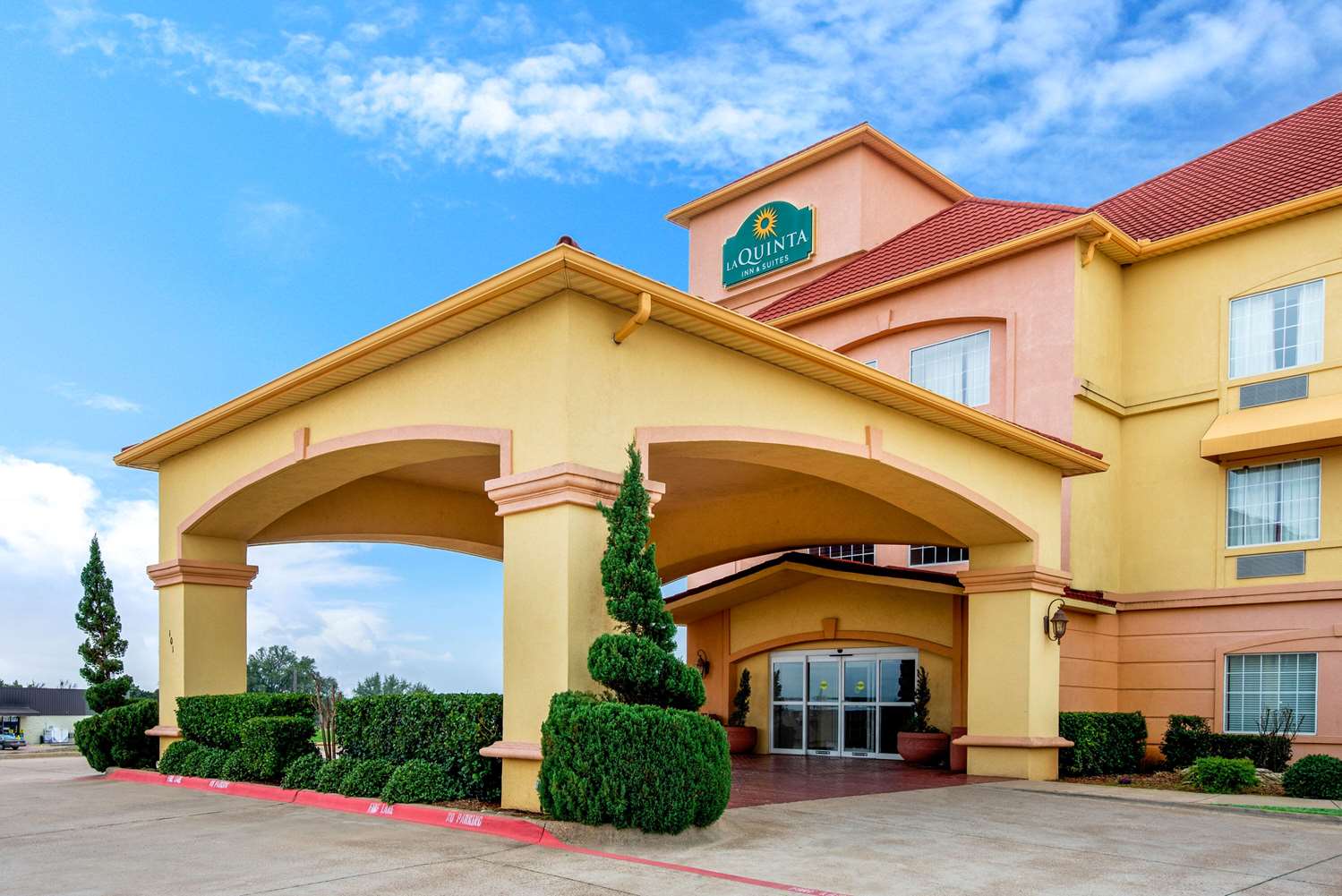 La Quinta Inn Suites Glen Rose 9/55