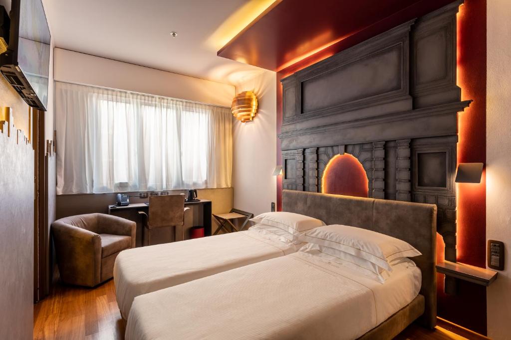 Superior, Twin Beds