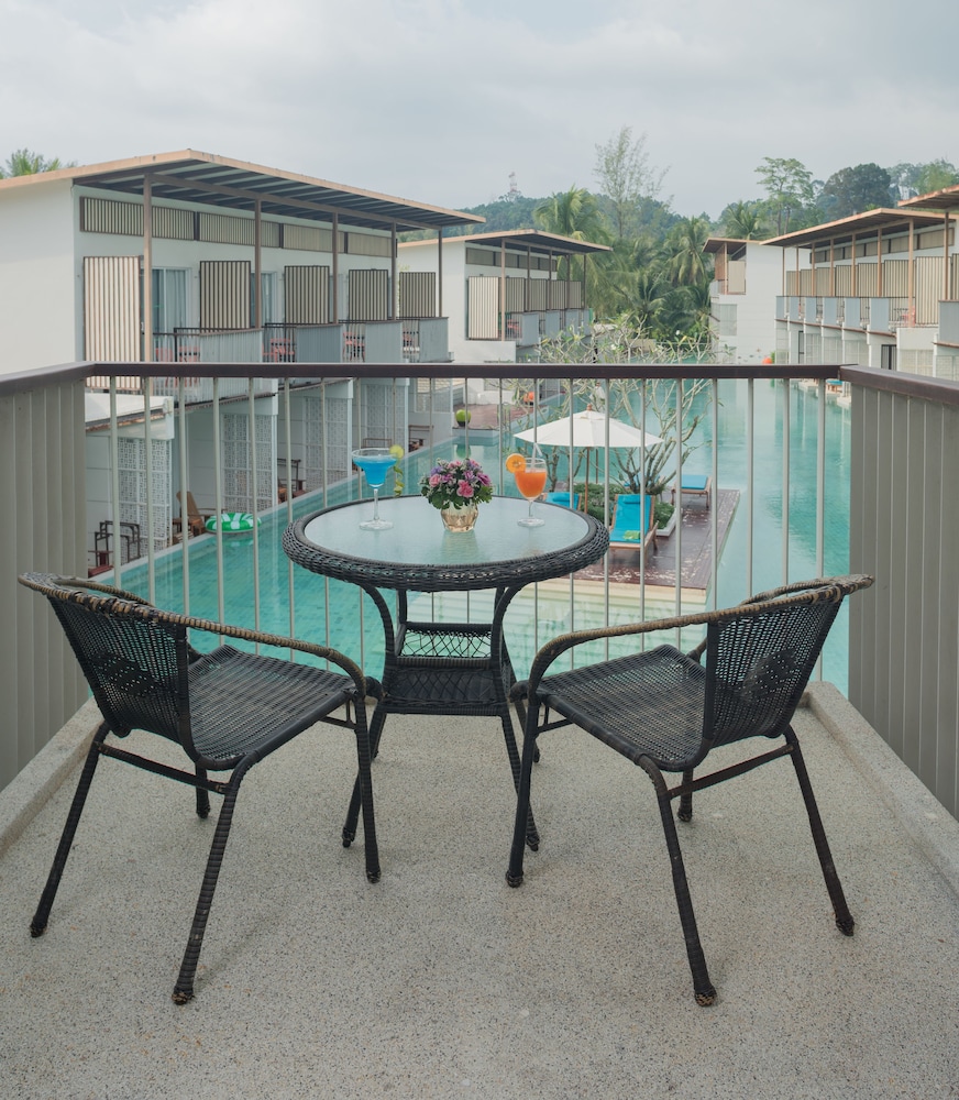 Briza Beach Resort 47/71