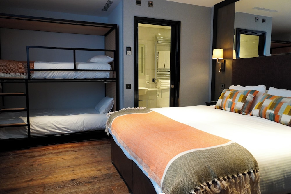 The Camden Town Hotel 13/46