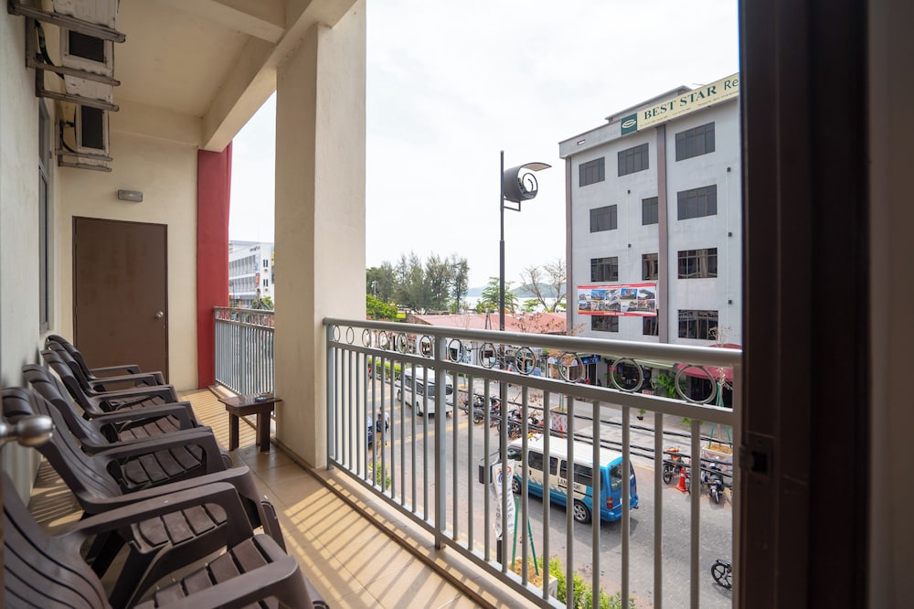 Paretto Seaview Hotel 7/41