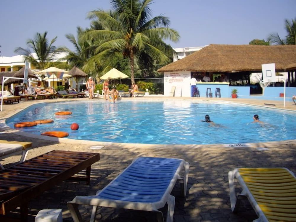 Mansea Beach Hotel 18/65