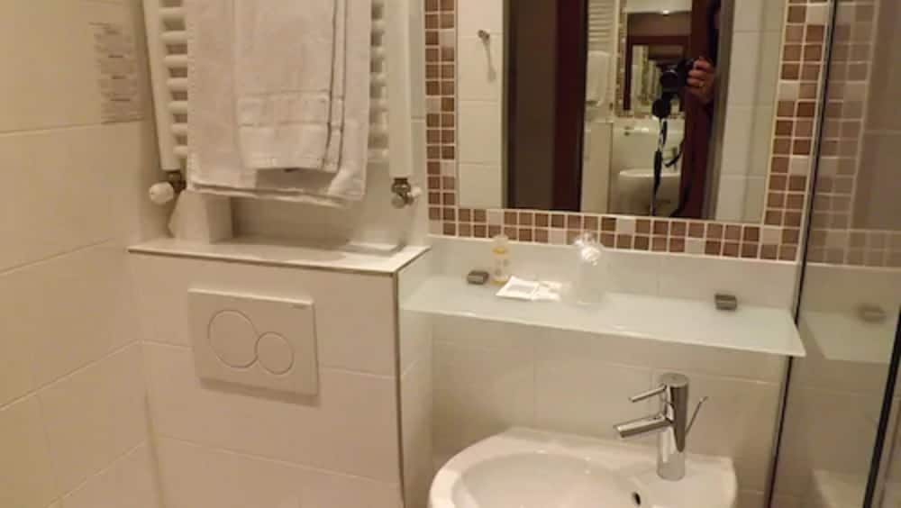 Hotel Terminus Orleans 6/30