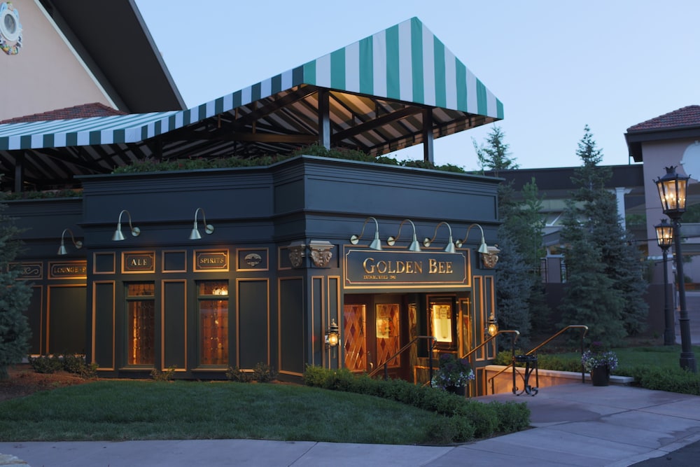 THE BROADMOOR in COLORADO SPRINGS - CO