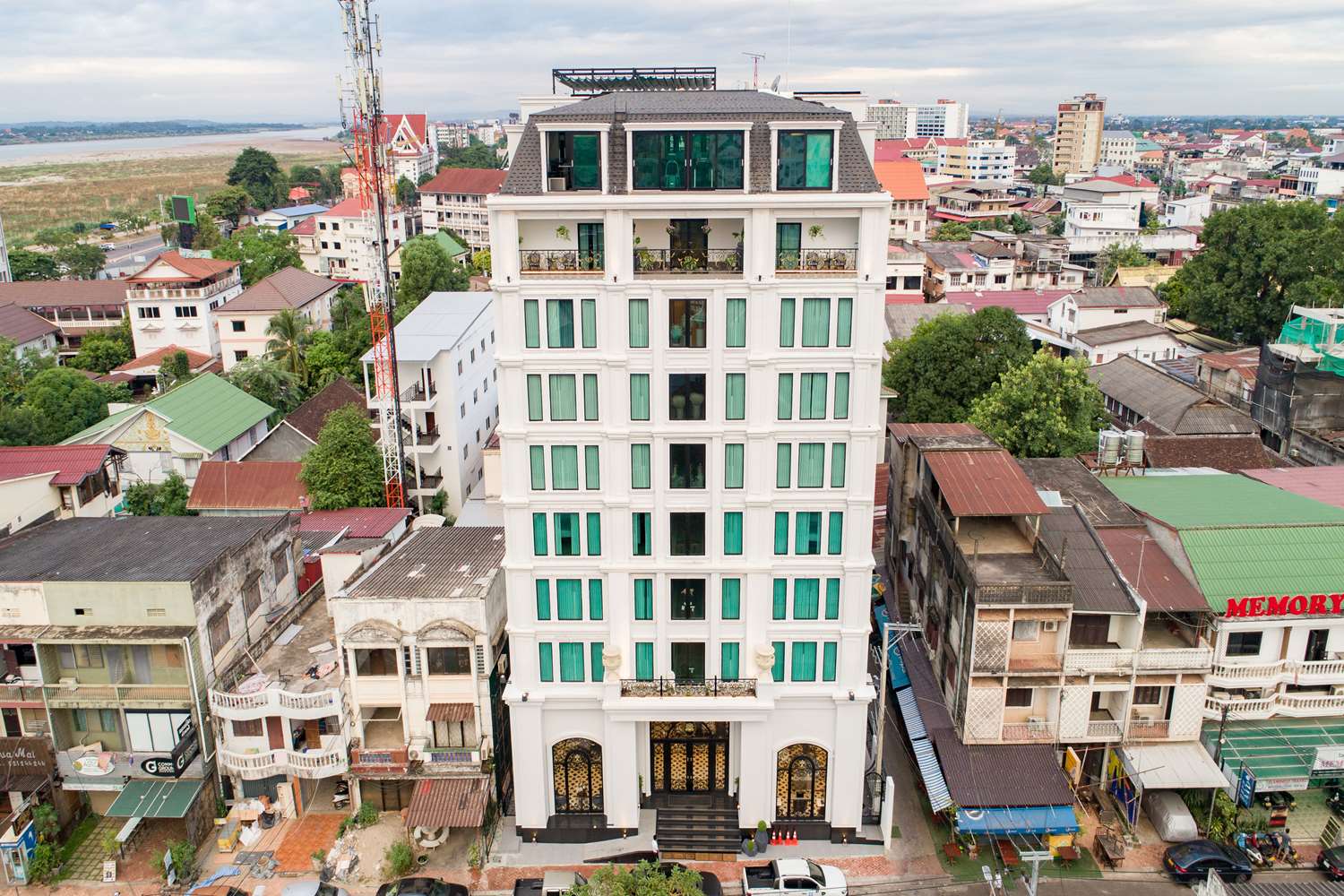 Surestay Hotel By Best Western Vientiane 2/16