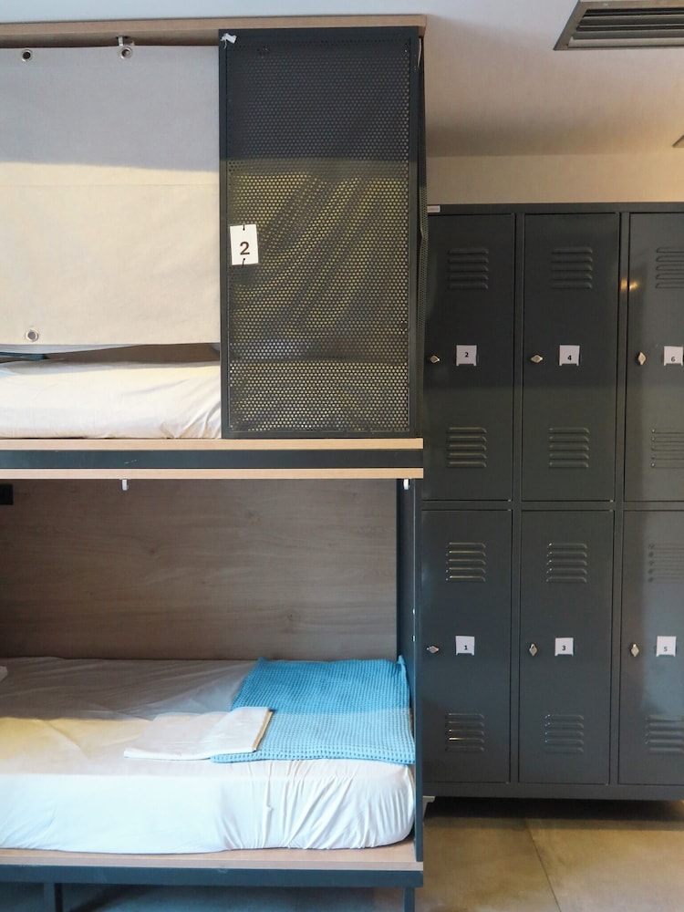 Athens Backpackers 10/44