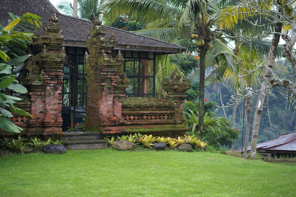 Chapung Se Bali Villa 10/77