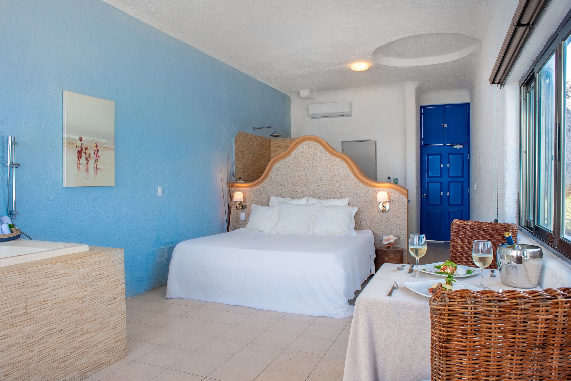 DELUXE, STUDIO, SUITE, BEACH VIEW, HOT TUB