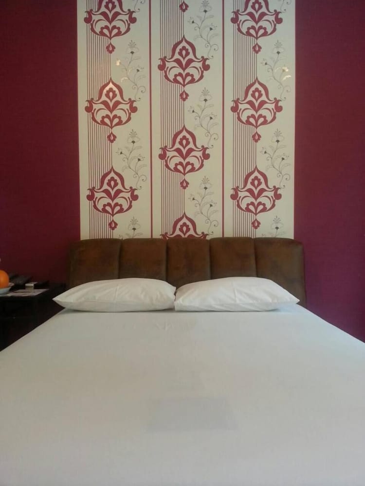 189 RESORT BANGKOK 8/17