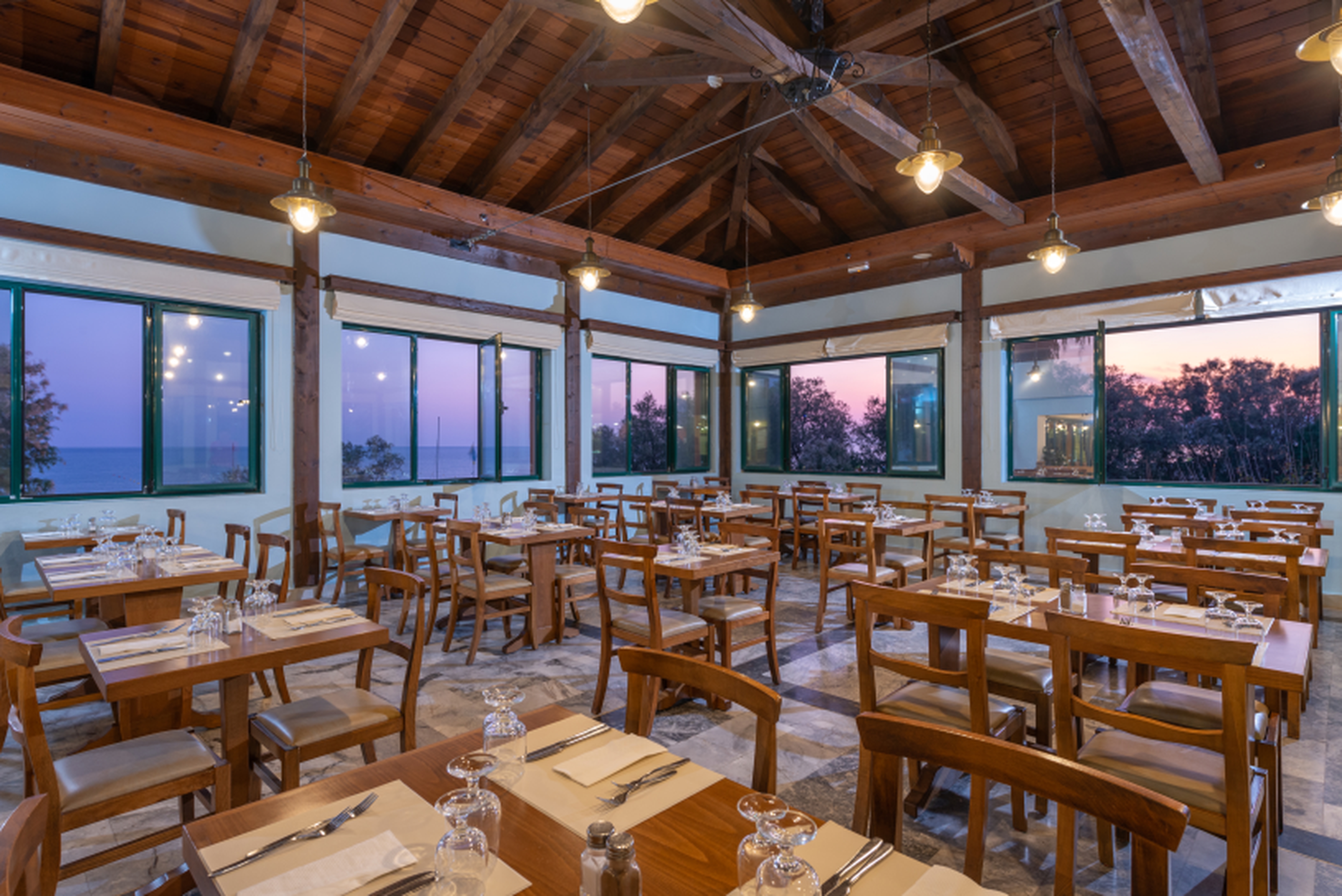 Mare Monte Beach Hotel 34/50