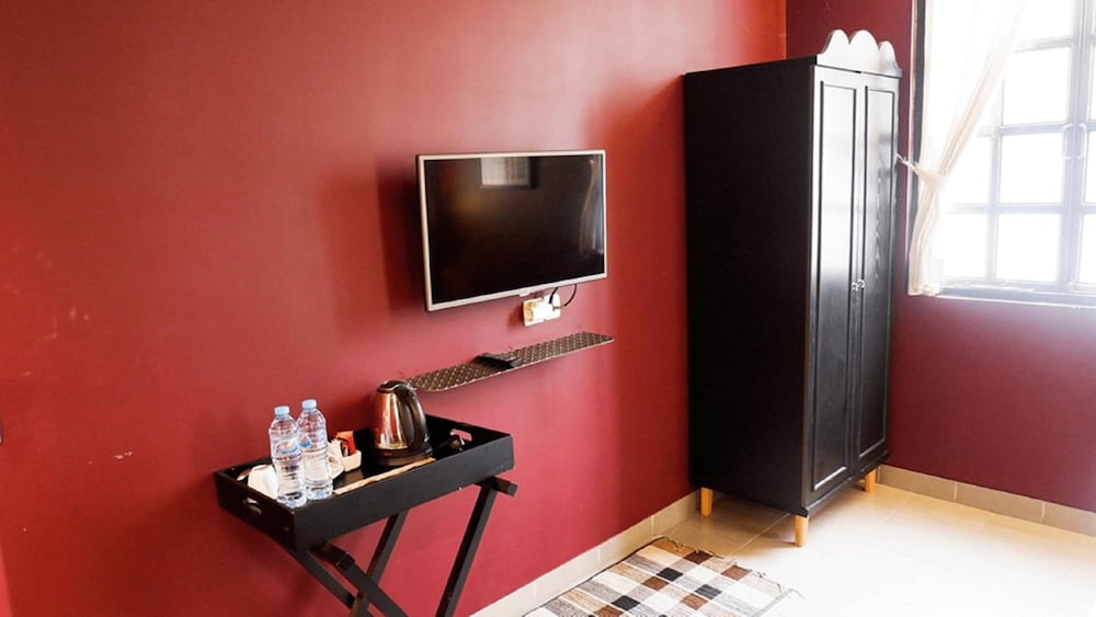 Triple Seven Hotel 27/39