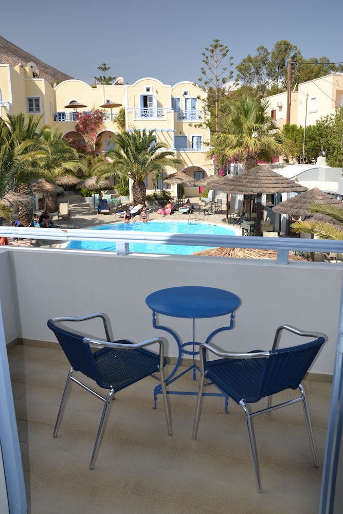 Zephyros Hotel Santorini 34/50