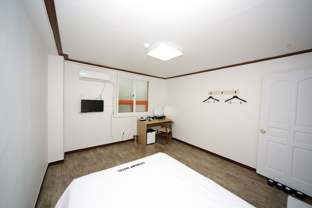 Ekonomy Hotel Mokpo 27/37