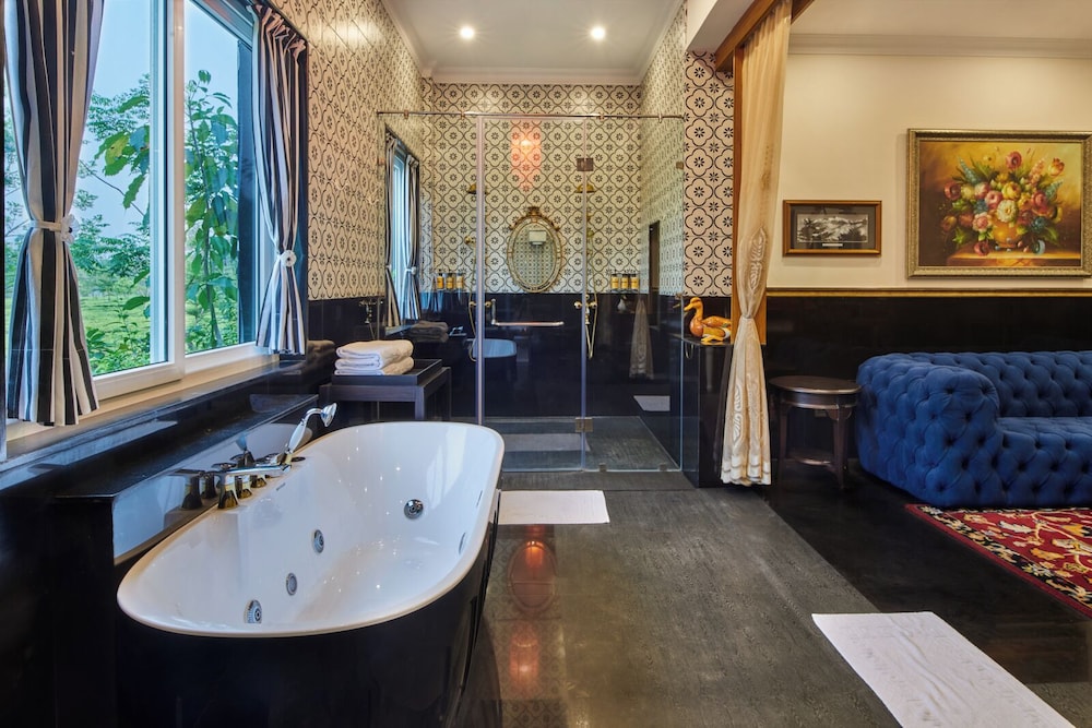 MAYFAIR Tea Resort 33/50