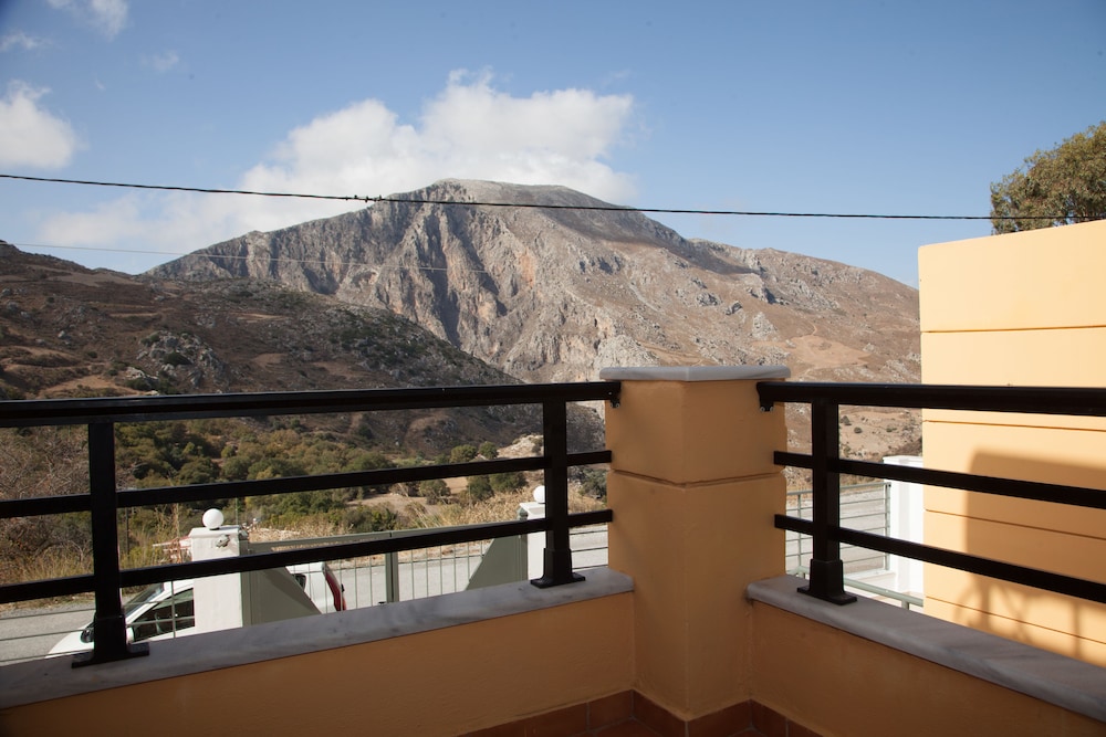 Villa Frati Gorge 36/50