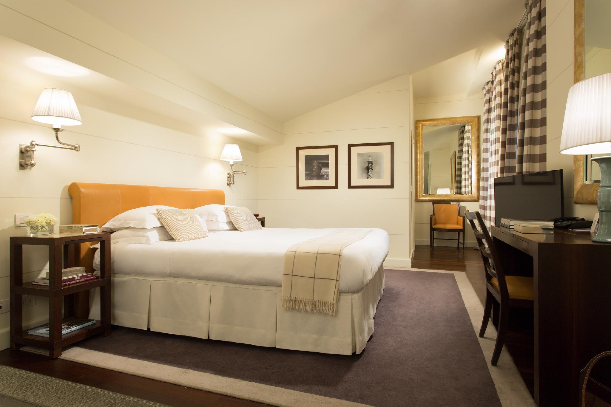 Room at Gallery Art Hotel, FLORENCE